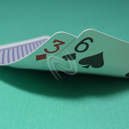eLTX z[f |[J[ X^[eBO nh ʐ^E摜:u3d6sv[](p) / Texas Hold'em Poker Starting Hands Photo, Image:3d6s[Medium](for Commercial)