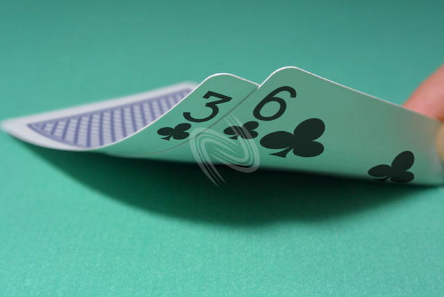 eLTX z[f |[J[ X^[eBO nh ʐ^E摜:u3c6cv[](p) / Texas Hold'em Poker Starting Hands Photo, Image:3c6c[Large](for Commercial)