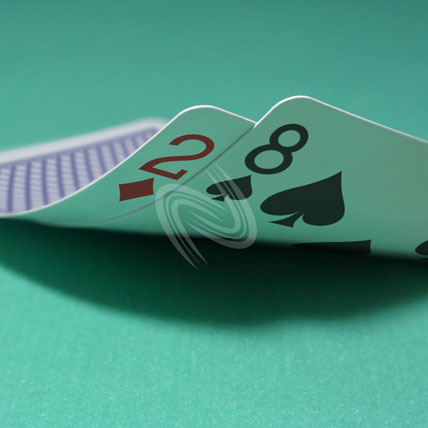 eLTX z[f |[J[ X^[eBO nh ʐ^E摜:u2d8sv[](p) / Texas Hold'em Poker Starting Hands Photo, Image:2d8s[Medium](for Commercial)