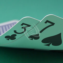 eLTX z[f |[J[ X^[eBO nh ʐ^E摜:u3c7sv[](p) / Texas Hold'em Poker Starting Hands Photo, Image:3c7s[Small](for Commercial)